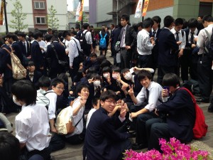 写真+1